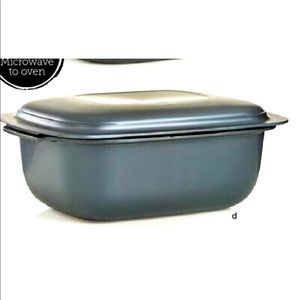 New!!! Tupperware UltraPro 6Qt